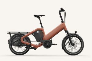 2025-09/bike43-naked